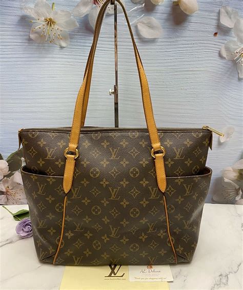 louis vuitton totally mm price australia|louis vuitton neverfull mm.